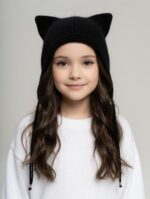 Детская шапка - чепчик из ангоры Кошечка
